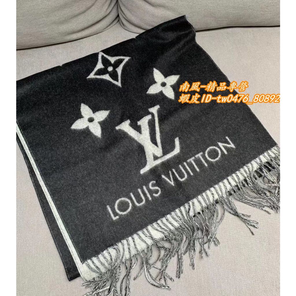 Louis Vuitton M78908 Reykjavik Scarf