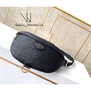 Louis Vuitton Monogram Calfskin Street Style Leather Logo (M21890)