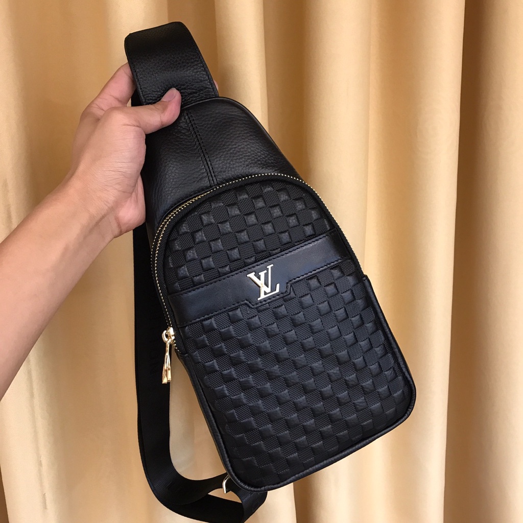 Replica Louis Vuitton Discovery Bumbag PM M20587 for Sale