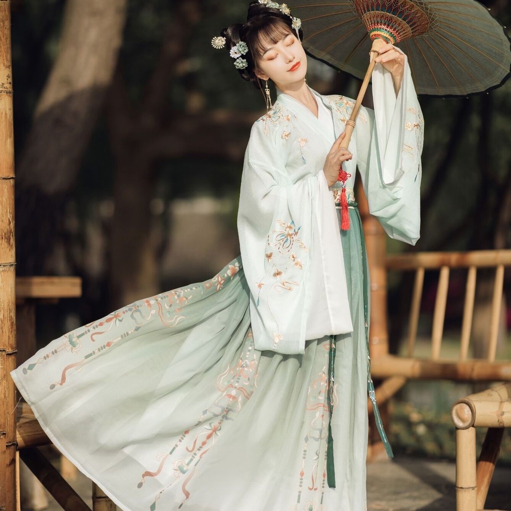 【歸辭】遠山娥黛 原創漢服女 正品 交領齊腰襦裙 魏晉風 廣袖 傳統服飾 古代服裝 古風服飾【菜菜小時尚】 | 蝦皮購物