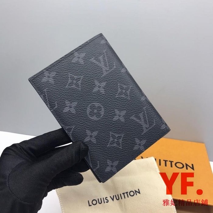 BM二手-LV 路易威登 LV名片夾 M64502 經典老花 對折護照夾 卡夾 皮夾 短夾 | 蝦皮購物