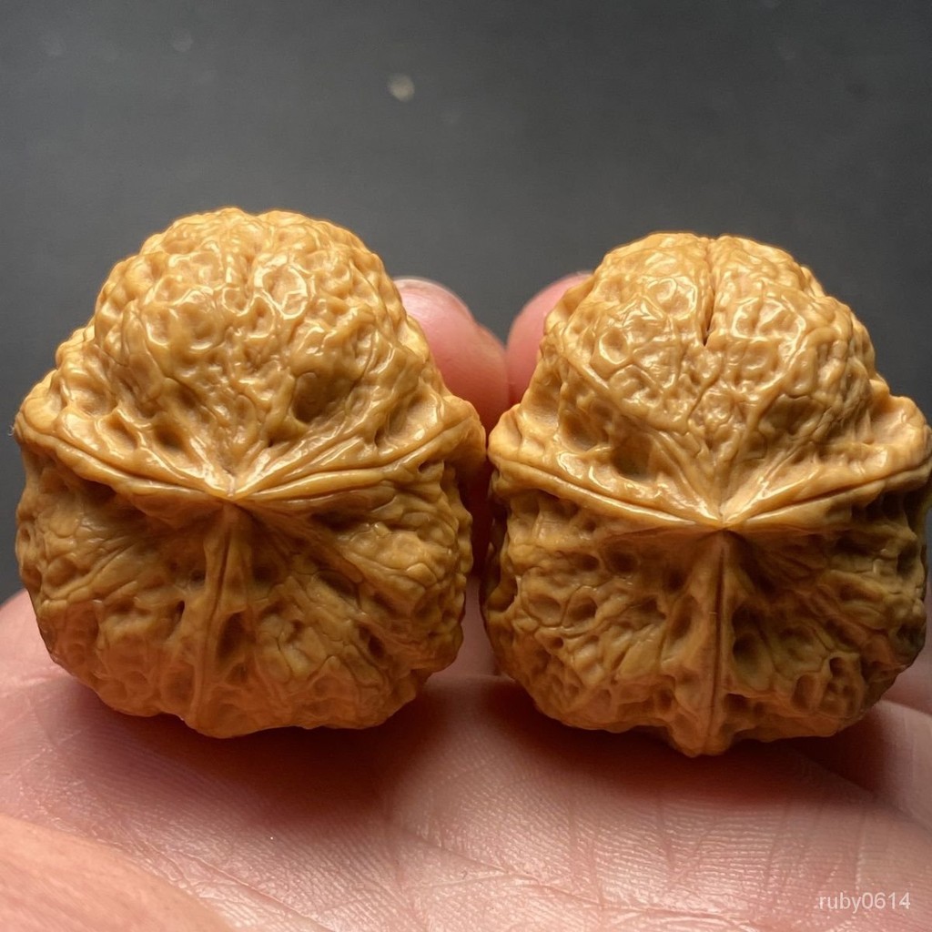 古藝】鐵核桃雲南鐵核桃文玩核桃金蟾塔雲石觀音四稜| 蝦皮購物