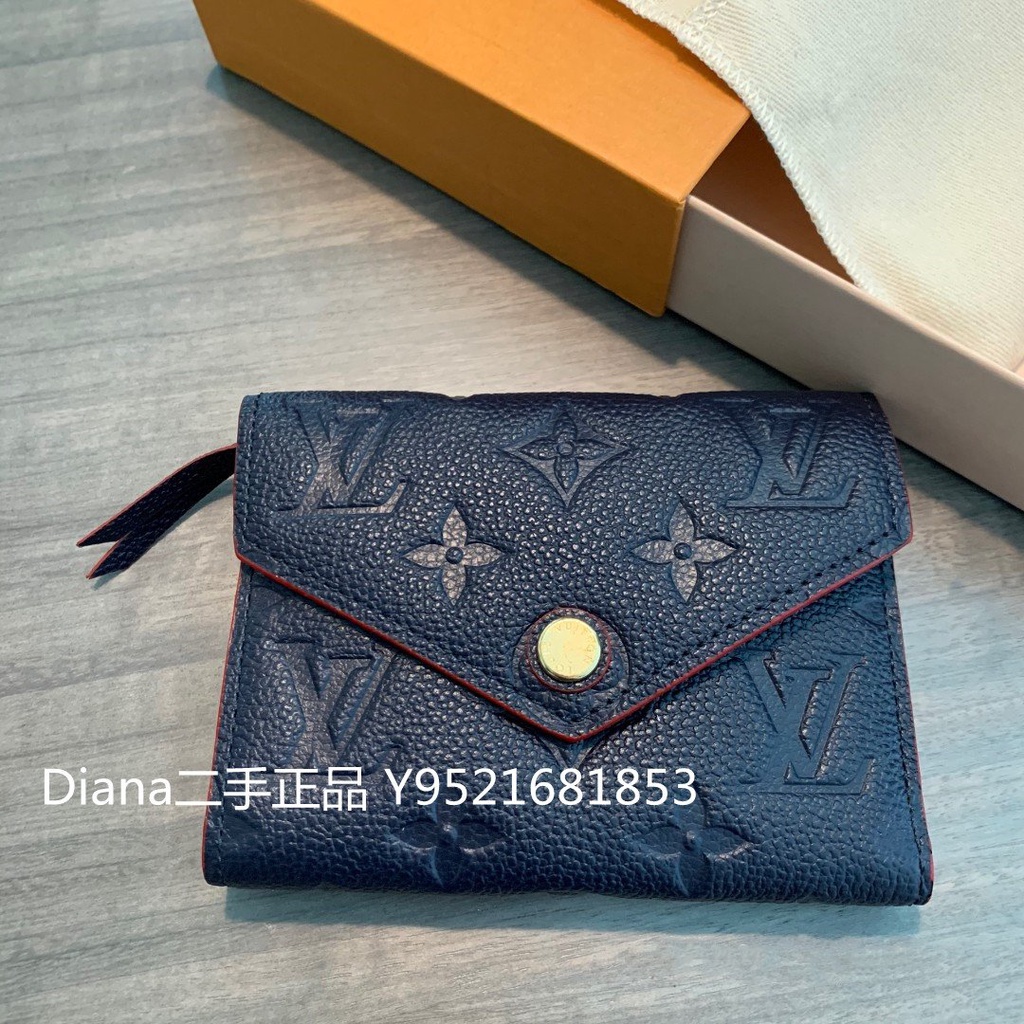 Louis Vuitton MONOGRAM EMPREINTE Victorine Wallet (M64577, M82344, M64060)