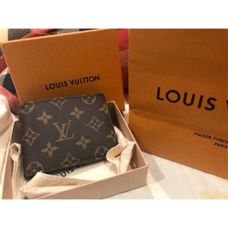 Shop Louis Vuitton Multiple wallet (M60895) by treatmyself