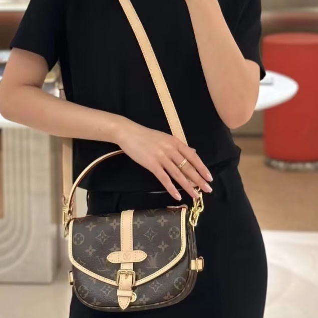 Replica Louis Vuitton Saumur BB Bag in Monogram Canvas M46740