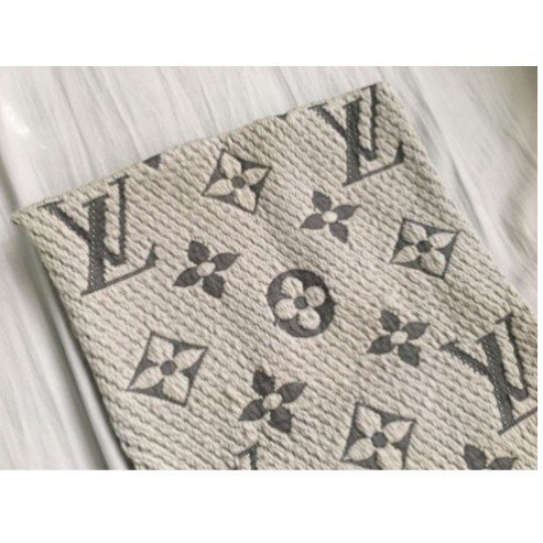 $600 Louis Vuitton Monogram Canvas Verone Wool Silk Logomania