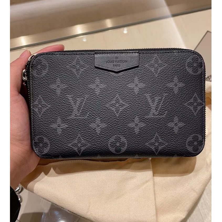 Louis Vuitton MONOGRAM Alpha Wearable Wallet (M80741, M81260)