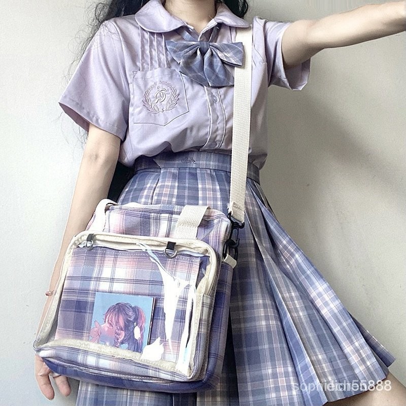 豆港風格子Jk痛包 制服包 單肩斜挎手提百搭格子包 透明痛包肩斜挎包包 女港風款學生日系PU吧唧包 學院風ins原宿玩偶 | 蝦皮購物