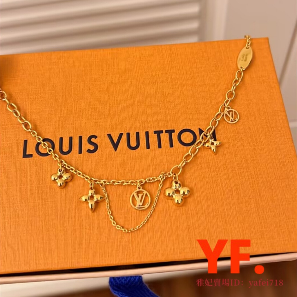 Shop Louis Vuitton Blooming Supple Bracelet (M64858) by LILY-ROSEMELODY