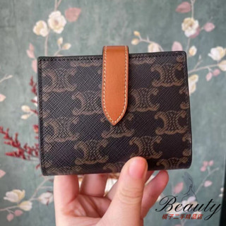 二手CELINE 賽琳 celine small strap wallet 對折 短夾 皮夾 錢包 現貨 | 蝦皮購物