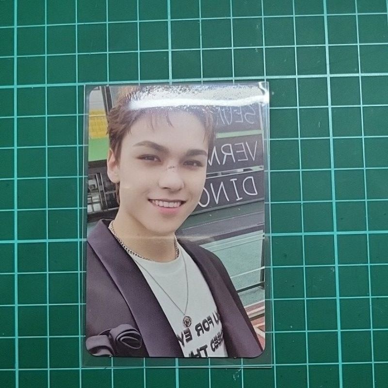 SEVENTEEN VERNON崔瀚率小卡TTT綠毛衣Black eye卡包會員禮迷你十一專卡