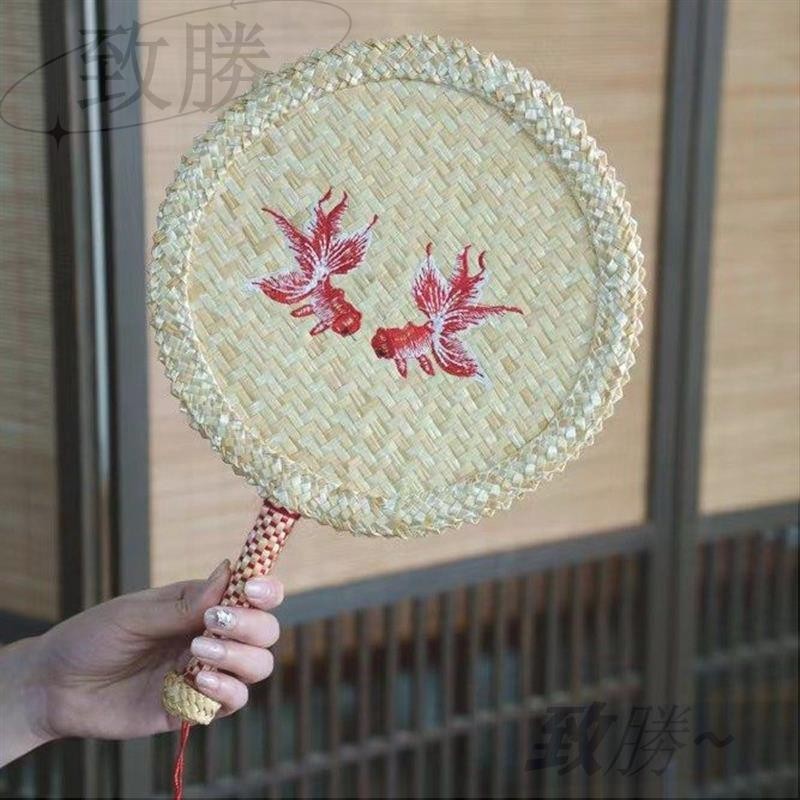麦秆扇扇子夏天凉快手工编织古风中国风红梅绿竹手摇蒲扇老式刺繡扇子 漢服扇 繡花圓扇 古扇 絹扇 舞蹈扇 古風扇 | 蝦皮購物