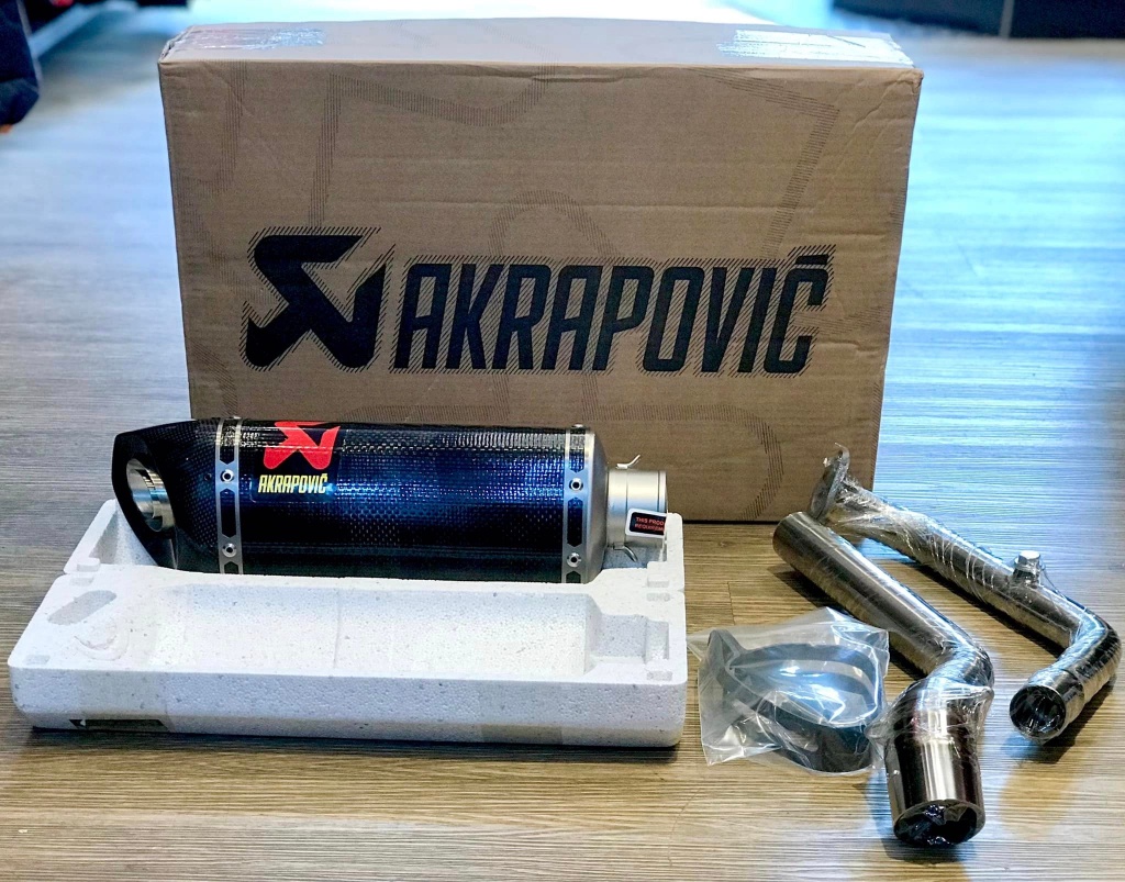 🇭🇺 Yamaha R15/R3/R6/R1 Akrapovic exhaust system 社團週年慶活動🇭🇺 | 蝦皮購物