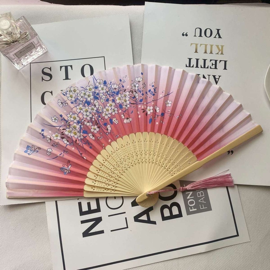 扇子折扇 中國風 女式竹扇 學生古風 流蘇 夏季 隨身攜帶竹扇 古裝古代漢服小竹扇hjoai 6TUM KPLB | 蝦皮購物