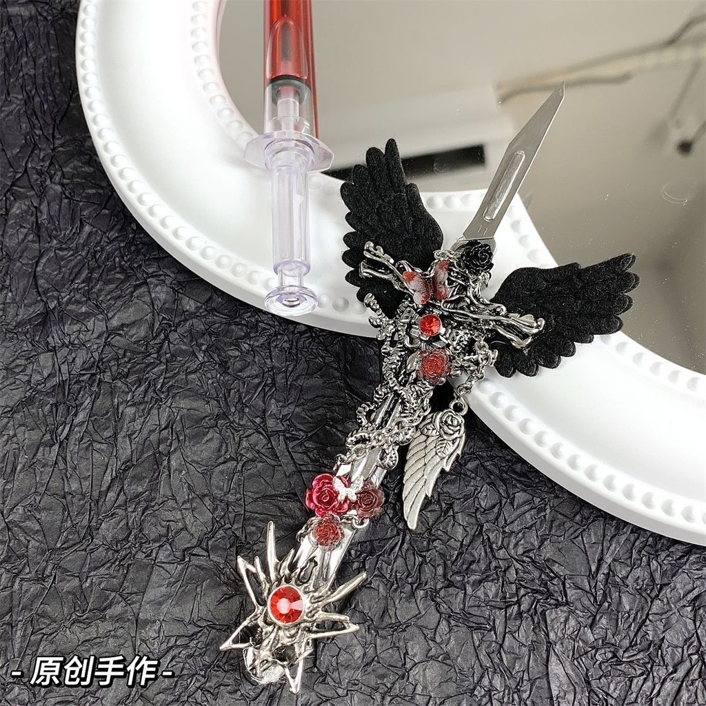 🔥桃園有貨/限時下殺🔥哥特風新款原創美工刀噬魂獸闇黑開箱刻刀拆箱刀無開刃 開箱刀 裁刀 切割刀 大美工刀 裁切刀 | 蝦皮購物