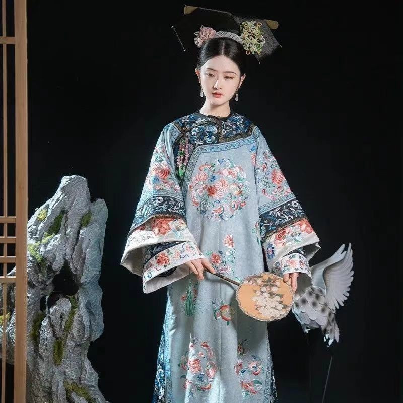 清朝古著女格格裝妃子清宮廷服飾甄嬛滿族娘娘旗裝格格年輕貴妃清代女裝清朝氅衣旂裝旂女印花中國風宮廷風漢服清裝 | 蝦皮購物