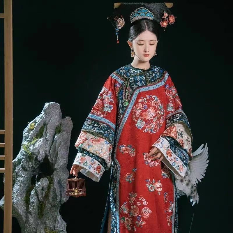 清朝古著女格格裝妃子清宮廷服飾甄嬛滿族娘娘旗裝格格年輕貴妃清代女裝清朝氅衣旂裝旂女印花中國風宮廷風漢服清裝 | 蝦皮購物