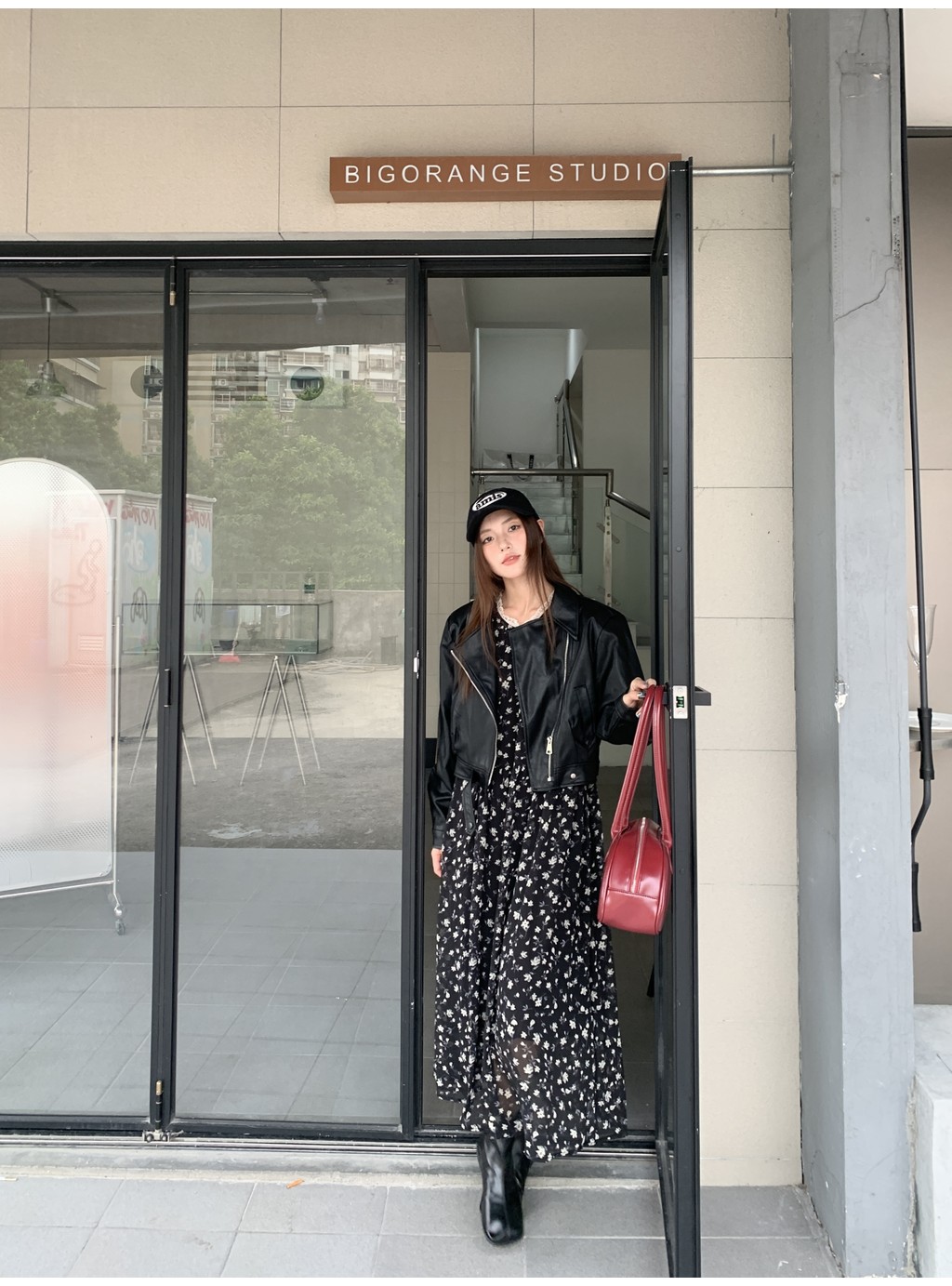 【滿額免運】實拍秋冬短款皮衣翻領pu皮外套女2024高級感機車炸街上衣 | 蝦皮購物