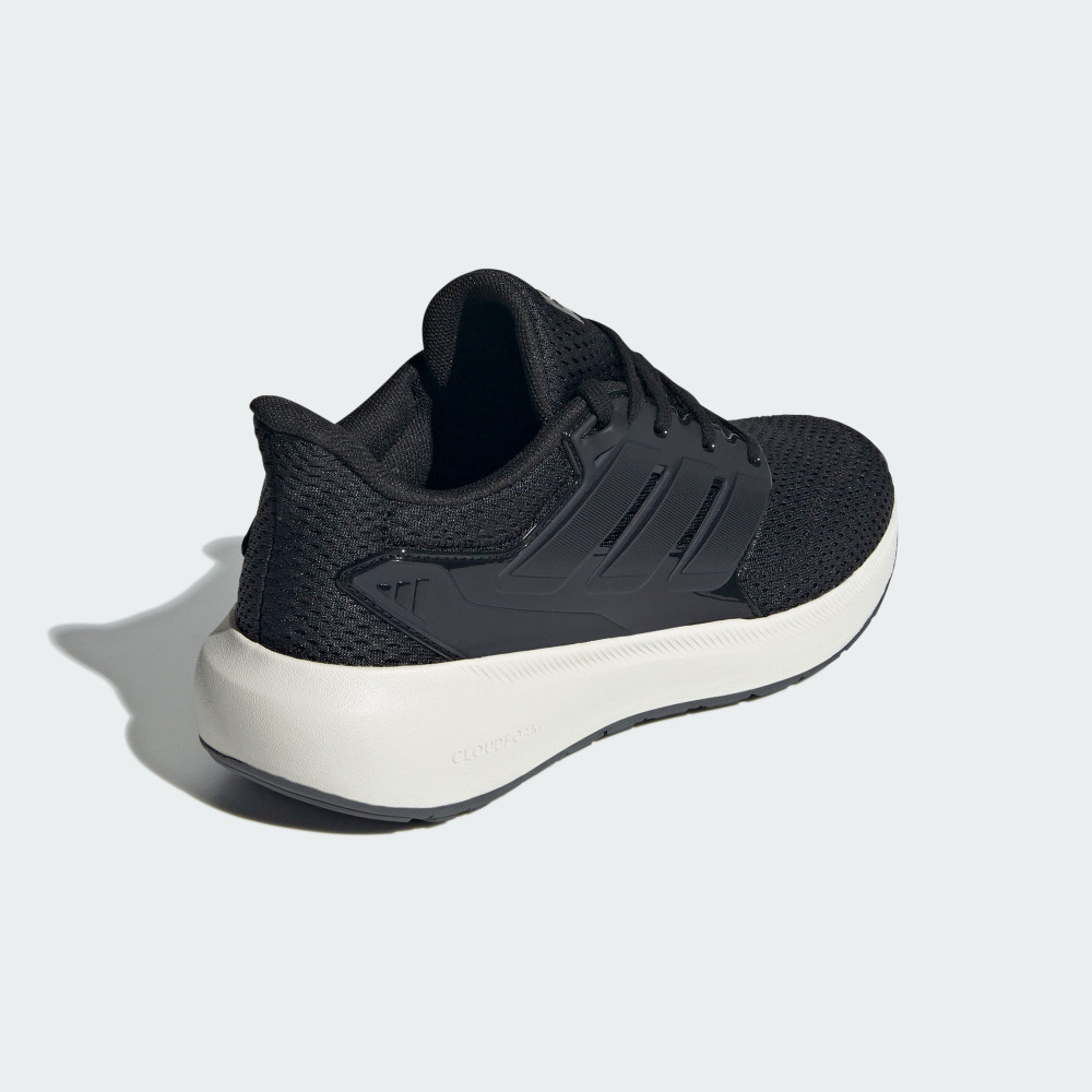 adidas 精選鞋款推薦：千元入手休閒鞋、跑鞋怎麼選？CORERACER、RUN 50S、ULTIMASHOW 2.0一次看 (9/13)