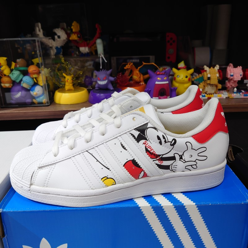 Adidas 2025 mickey mouse