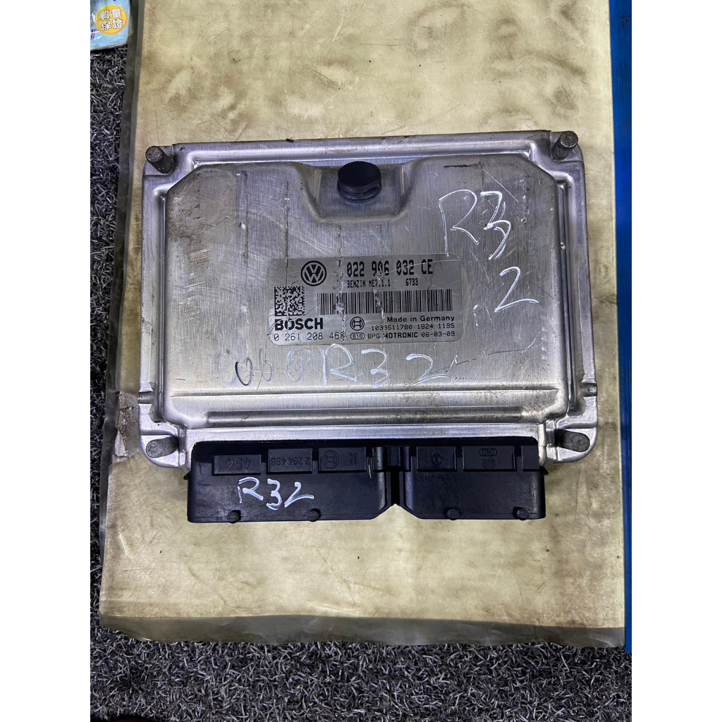包料王 GOLF5 R32 原廠引擎電腦 ECU | 蝦皮購物