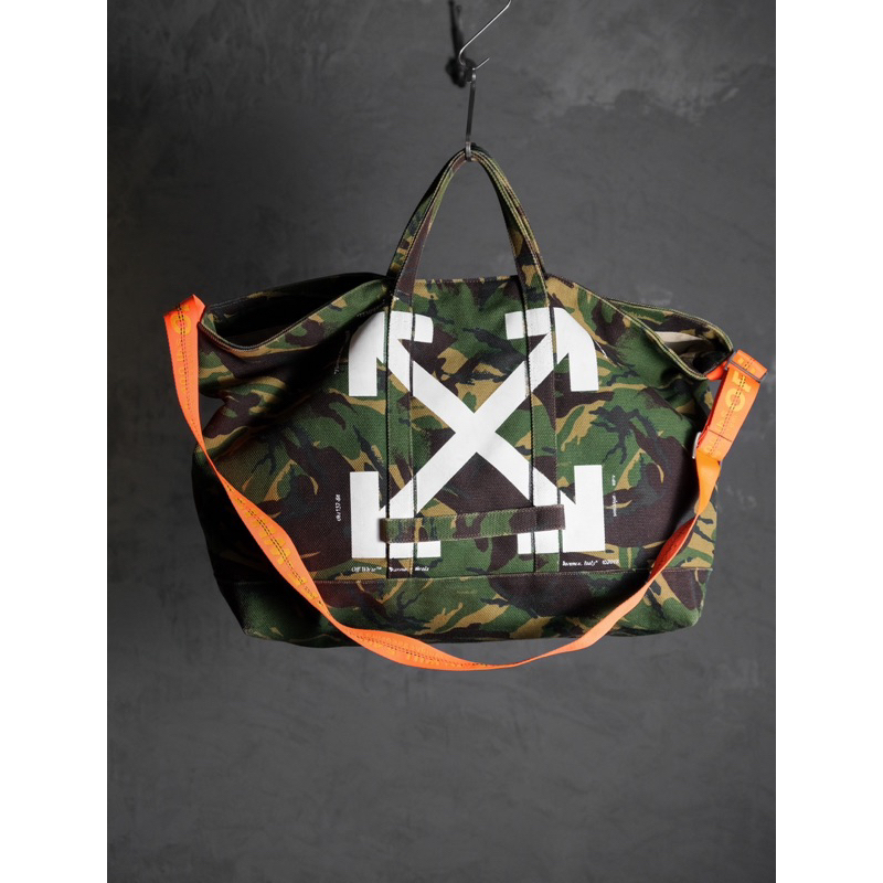 Off white camouflage online tote bag