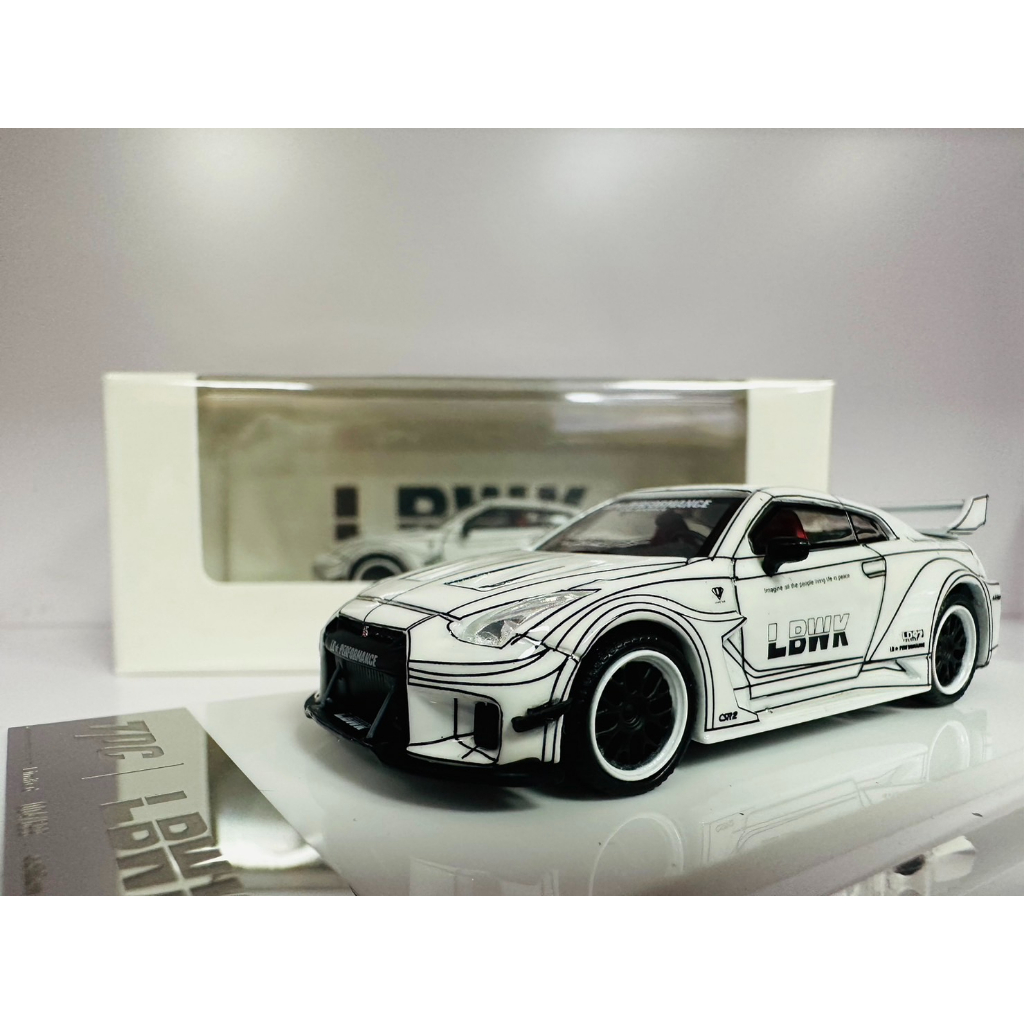 {TZ玩車庫}TPC-LBWK Nissan GT-R (R35)夜光版(最後一台) | 蝦皮購物