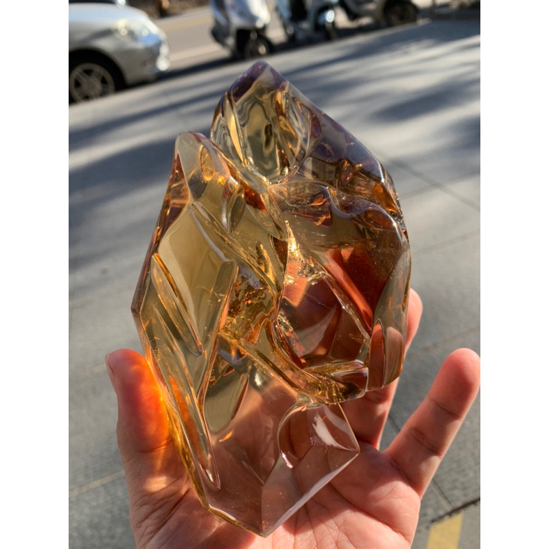 收藏級絕版品天然無燒威士忌黃黃水晶冰塊料大景石（近全美隨形黃水晶