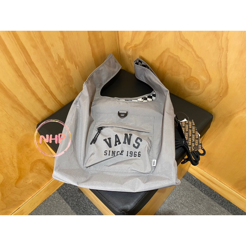 Vans tote bag