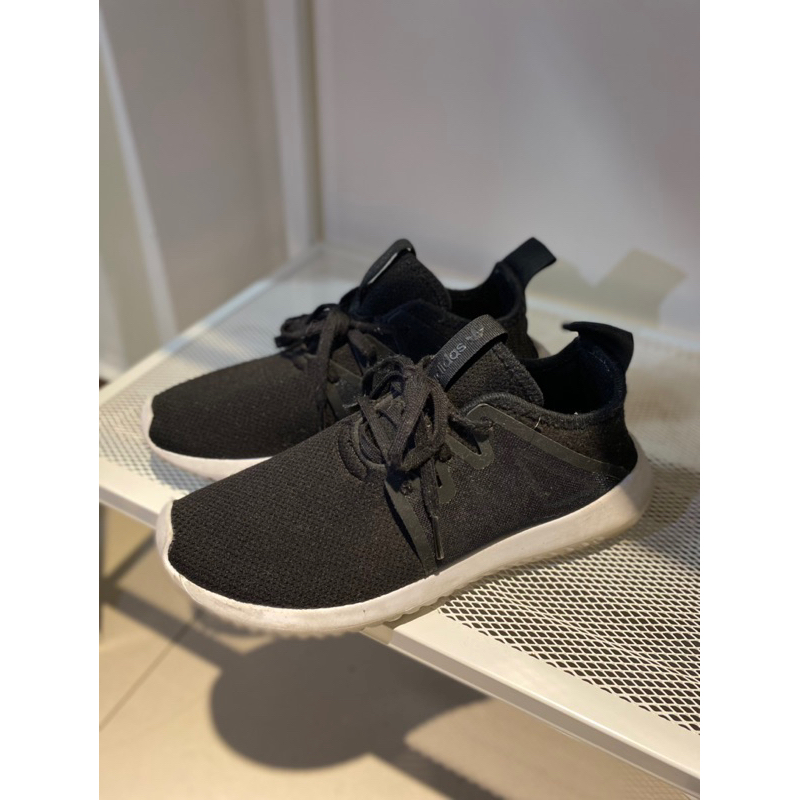 adidas tubular 2024 3