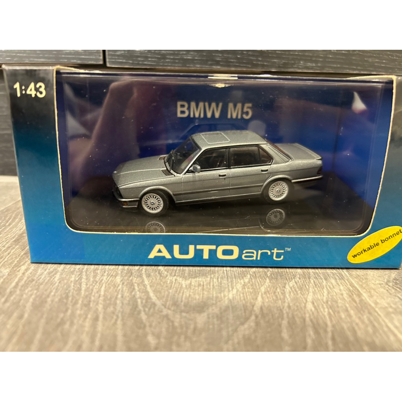 Autoart 1/43 BMW m5 e28 稀有品| 蝦皮購物