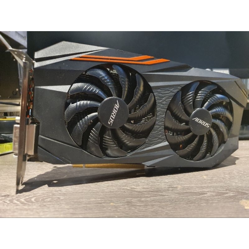 Xfx amd radeon hot sale rx 570 4gb