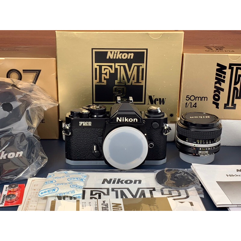 Nikon FM2稀少第二代黑機身Nikon Ais 50mm F1.4標準鏡Nikon CF27整組全新未使用品釋出