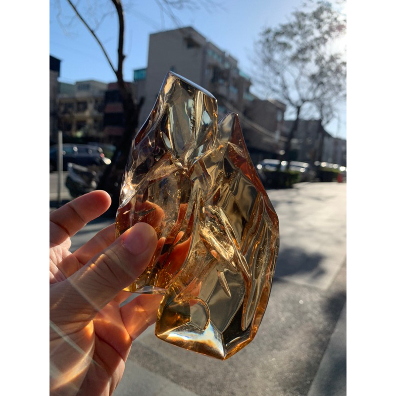 收藏級絕版品天然無燒威士忌黃黃水晶冰塊料大景石（近全美隨形黃水晶
