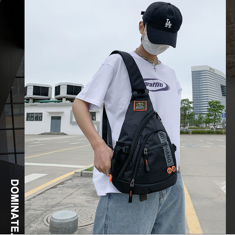 台灣現貨[日系多功能漁具胸包]防水單肩包 休閒挎包 側背包 斜肩包 單肩包 斜背包男 斜挎包 側包 胸前背包 | 蝦皮購物