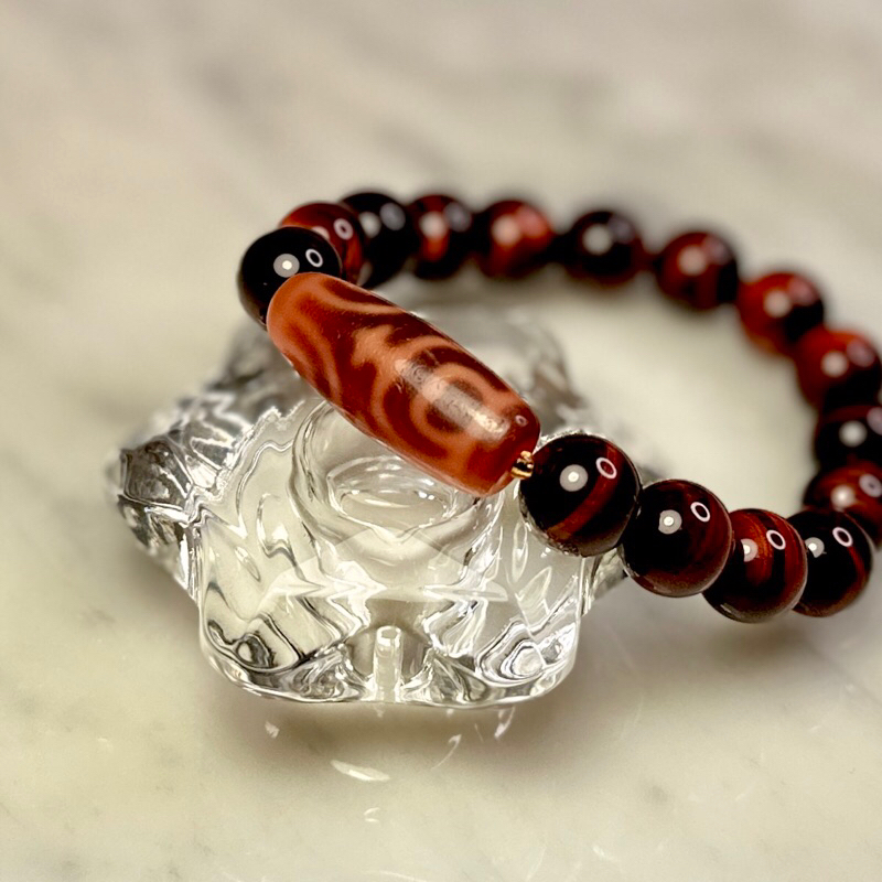 西蔵老礦紅朱砂宝瓶型虎牙天珠