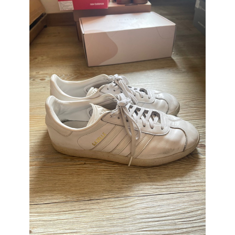 adidas 白鞋 全皮 39號 | 蝦皮購物