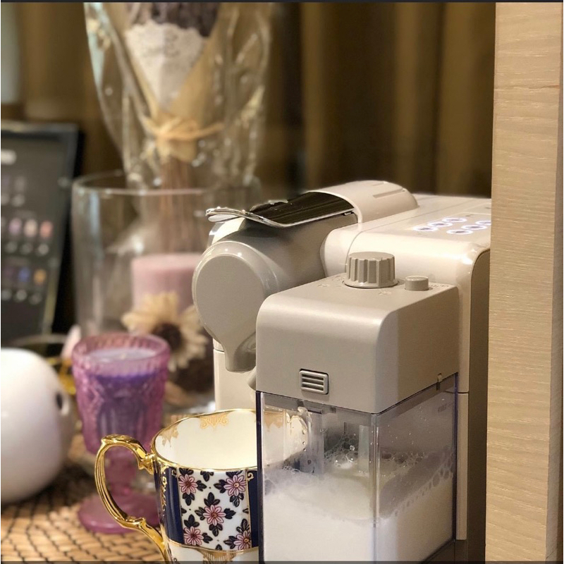 二手Nespresso Lattissima Touch Plus F521 膠囊咖啡機 限淡水自取