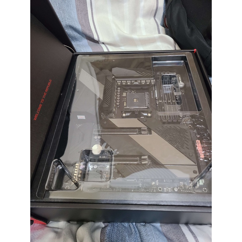 ROG Crosshair VIII hero 主機板 C8H am4 | 蝦皮購物