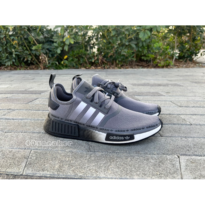 Adidas nmd hotsell r1 tape logo