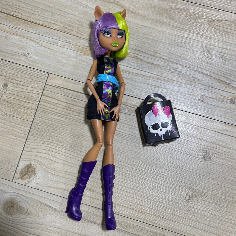 monster high 精靈高中怪物高中娃娃購物狼姐Clawdeen Wolf | 蝦皮購物