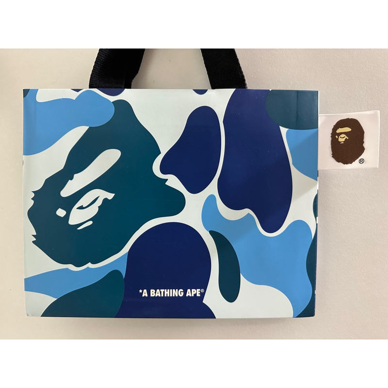 𝗜𝗡𝗦𝗜𝗚𝗛𝗧_𝟵𝟰】Bape 迷彩紙袋提袋| 蝦皮購物