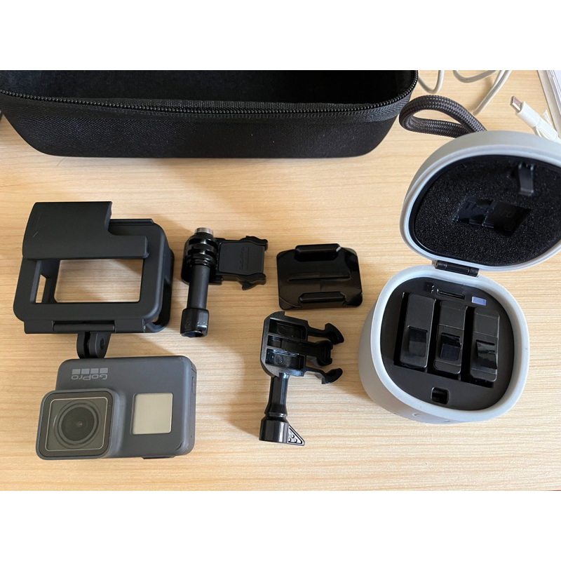 SmilePowo GoPro Hero6,5ブラック、Hero5セッション、Heroセッション、Hero4、3+、3,2,1用 18ーinー1アクセ  通販