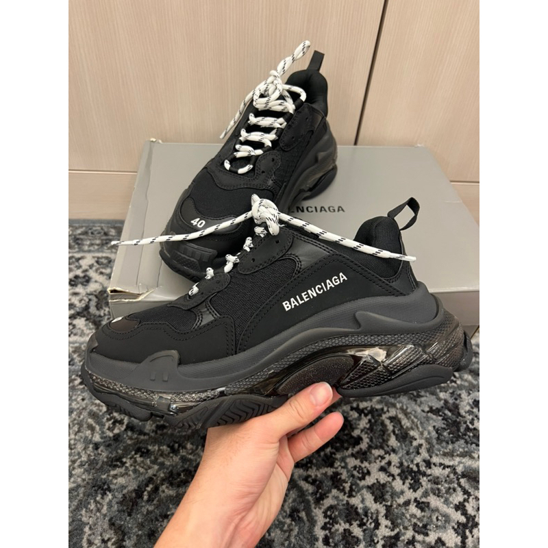 全新）Balenciaga巴黎世家Triple S 老爹鞋純黑氣墊EU40 | 蝦皮購物