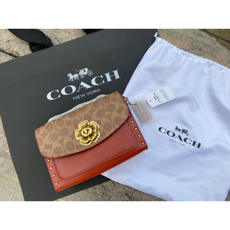 30592 coach best sale