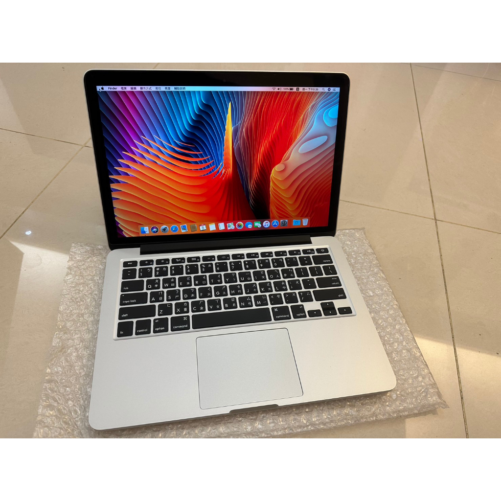 APPLE MacBook Pro (A1502) Retina 輕薄文書機追劇繪圖13吋二手