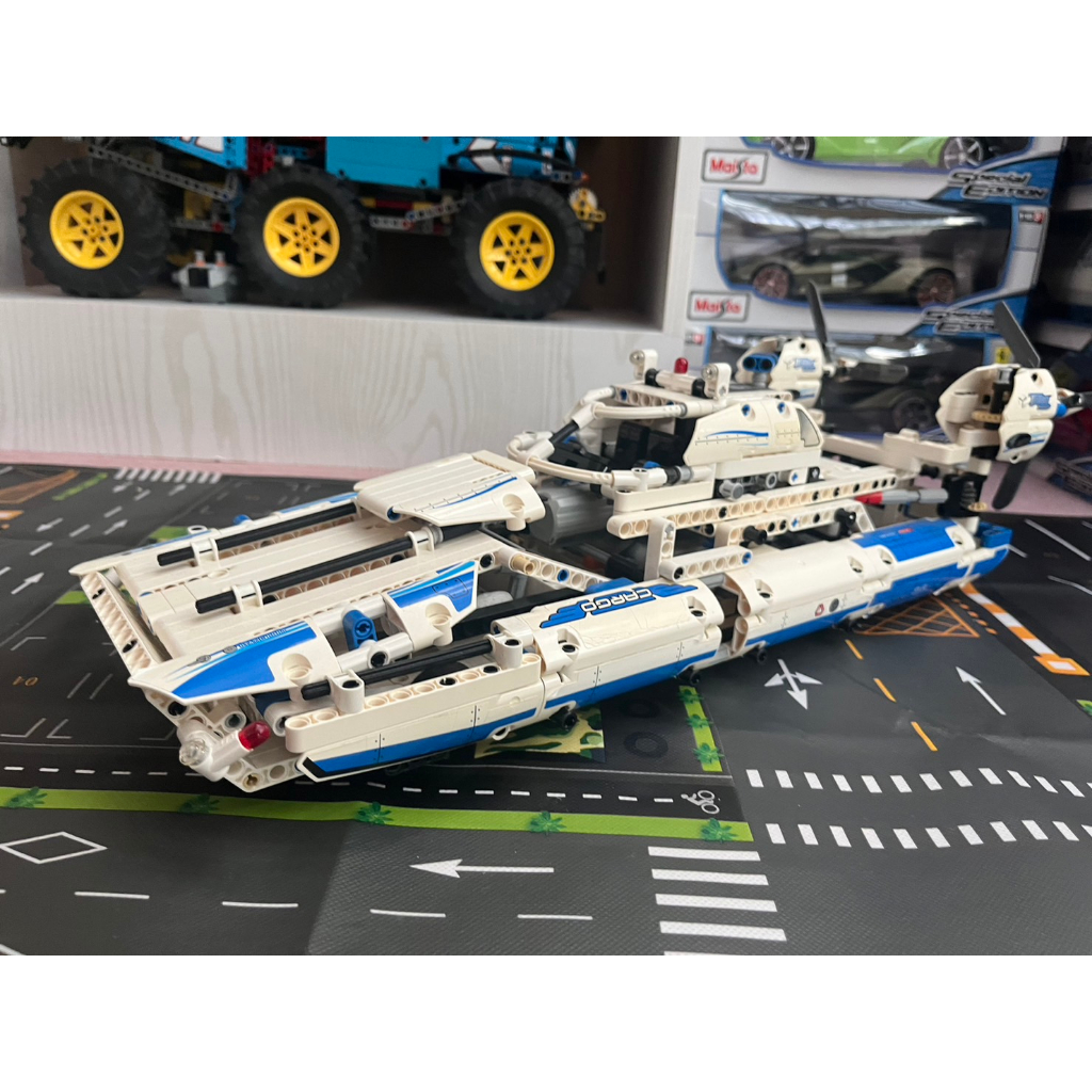LEGO TECHNIC 42025 的氣墊船 可變成直升機 ~無盒無書/正版樂高 科技系列貨運飛機 | 蝦皮購物