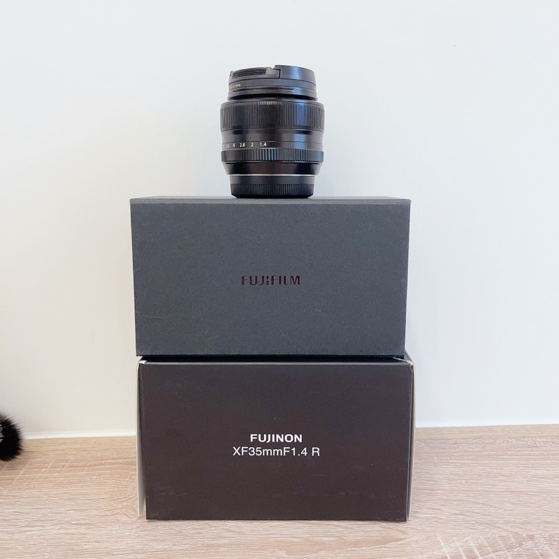 富士人像鏡超美散景) FUJIFILM XF 35mm F1.4 R 二手鏡頭超新黑色| 蝦皮購物