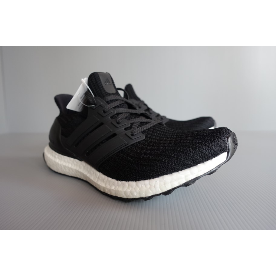 全新adidas Ultra BOOST 4.0 女用緩震慢跑鞋BB6149 UK 6 / 24.5cm