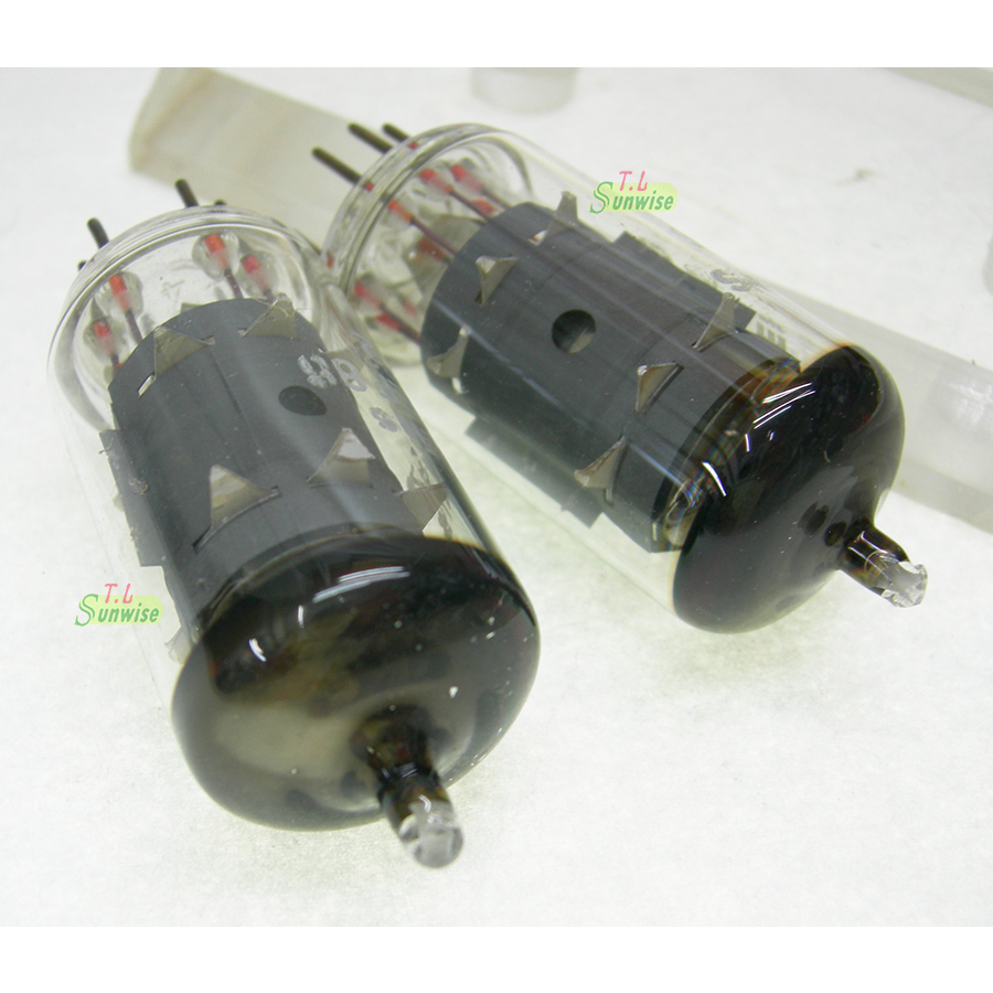 EF806S ︽NO:6945 德國SIEMENS 6267 / EF86 (NIB) 真空管( 6*32n